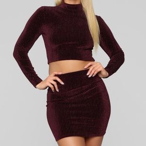 Fashion Nova Here and Now Velvet Set in Wine XS